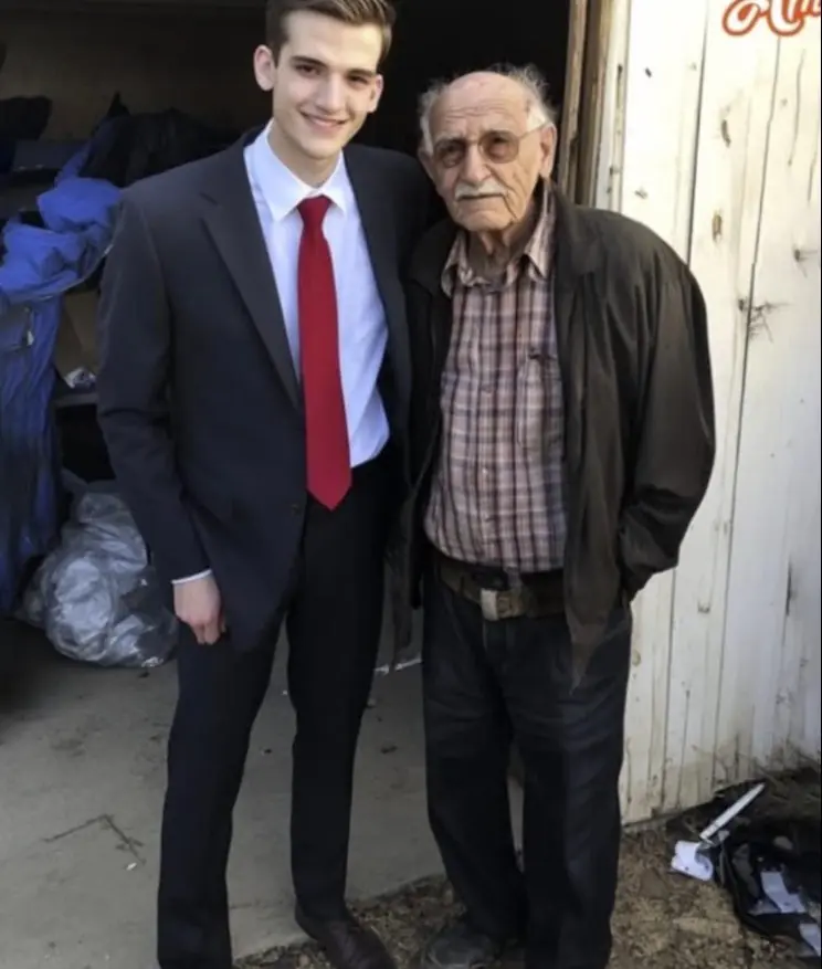 **AN ELDERLY TEACHER PAID FOR A FROZEN BOY’S MEAL – THE BOY PAID HIM BACK SEVEN YEARS LATER**