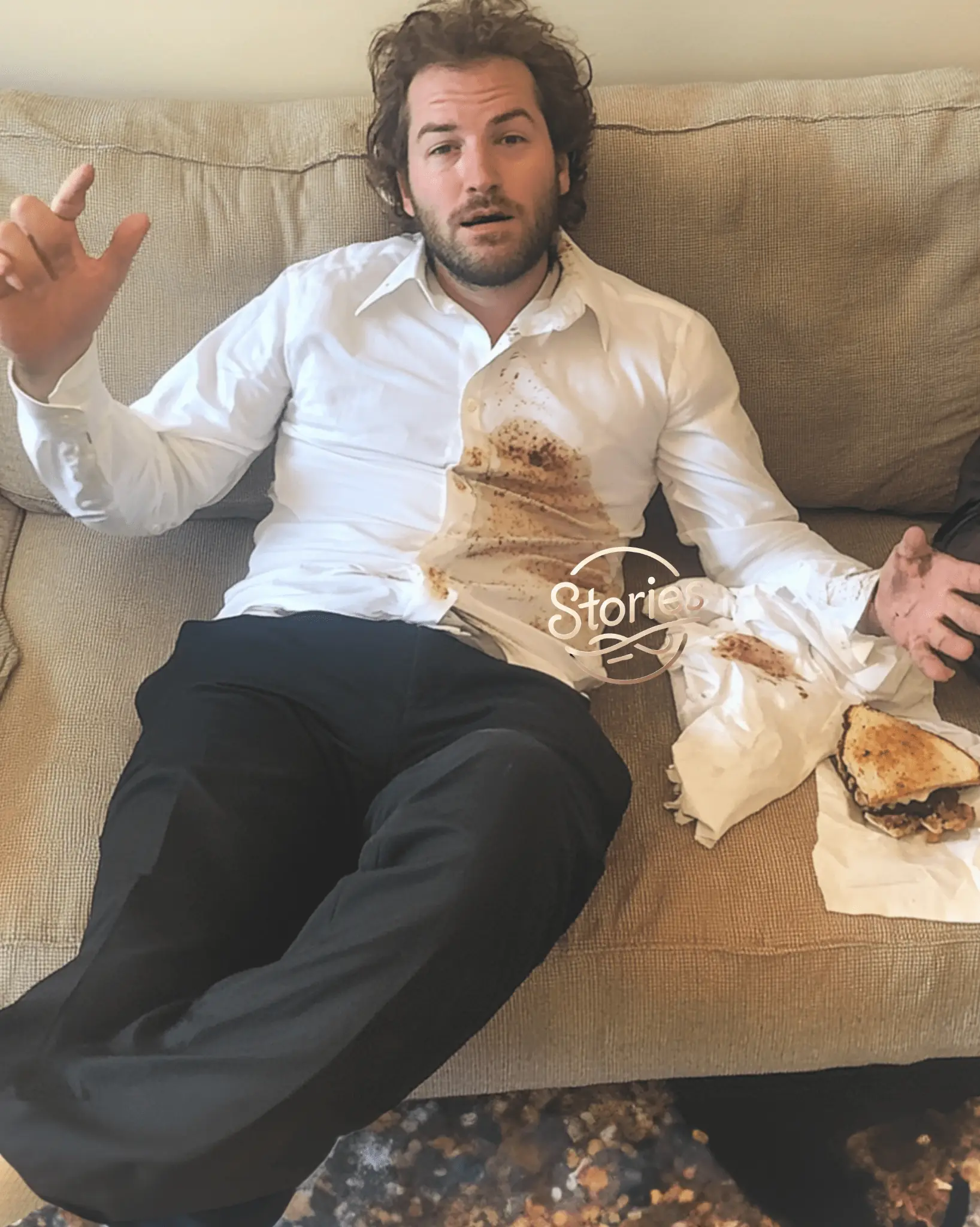 Man Constantly Mocks Unemployed Wife for Doing Nothing, Finds a Note after Ambulance Takes Her Away — Story of the Day