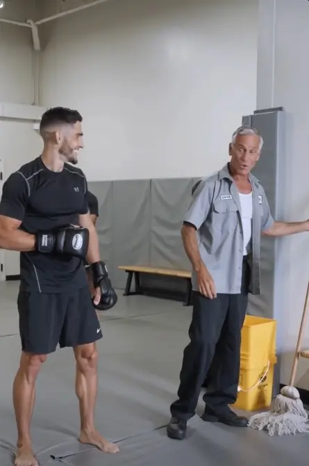 A Cocky Champion Gave the Janitor One Minute to Survive — He Begged to Quit After 30 Seconds
