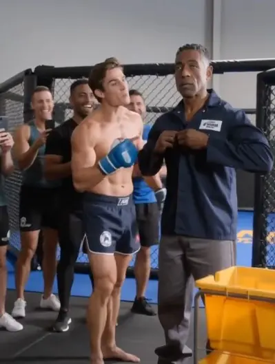 A Rich Kid Challenged the Quiet Janitor to Spar — Then the Janitor Took Off His Work Shirt and Stepped Into the Cage