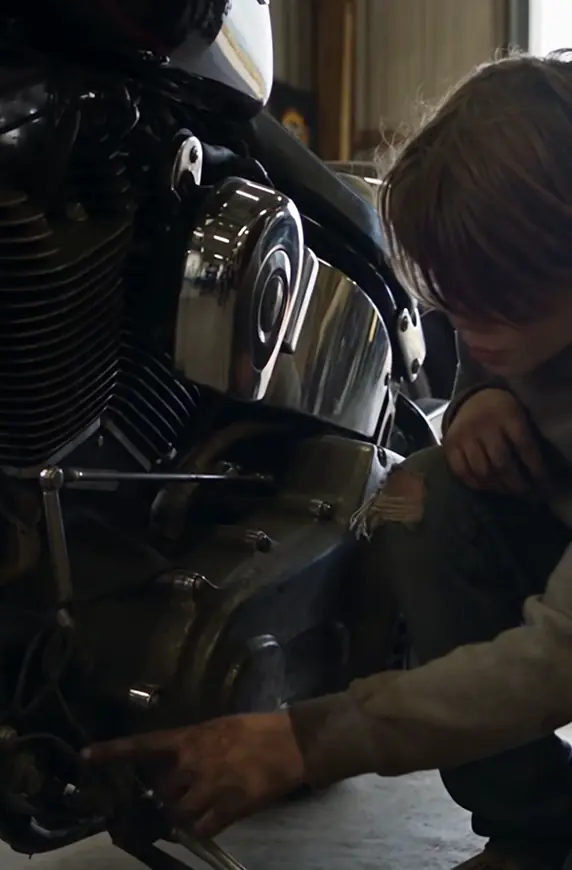 The Boy Who Asked the Bikers to Keep Him. Forty-Eight Hours Later, They Learned Why He Had Chosen Their Door